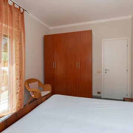 Nide House Apartment *